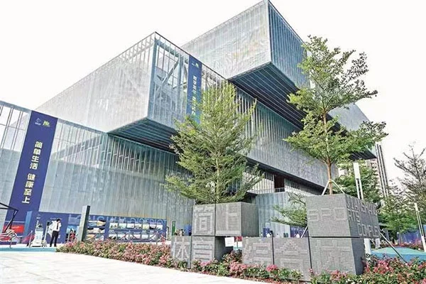 Projekt koupaliště sportovního a kulturního centra Blueway: Sportovní komplex Jianshang v okrese Shenzhen Longhua