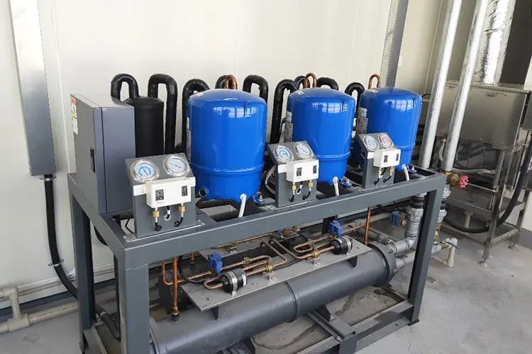 Blueway HVAC production workshop for manufacturing household air cooled water chillers and heat pump systems
